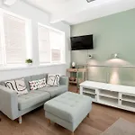 Kaksikerroksinen Asunto Ullanlinnassa Oma Apartment Helsinki