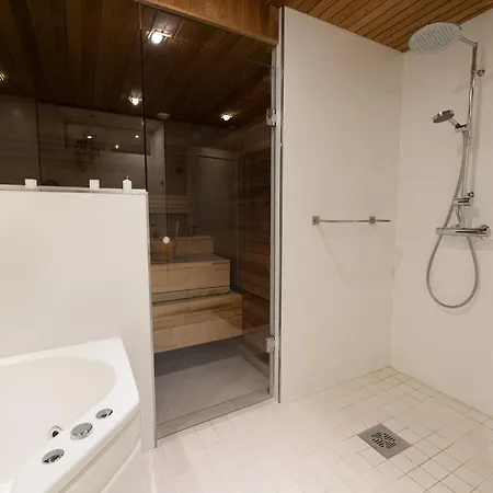 2ndhomes Unique 2-story With Sauna &