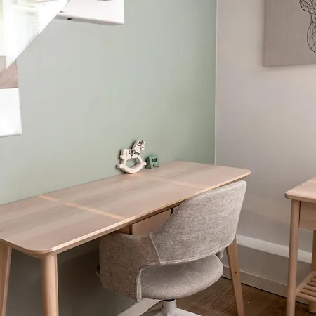 2ndhomes Unique 2-story With Sauna & *